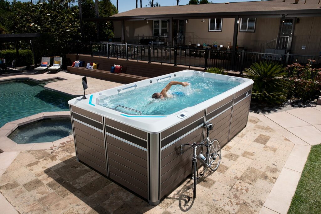 e550 swim spa lifestyle swimming