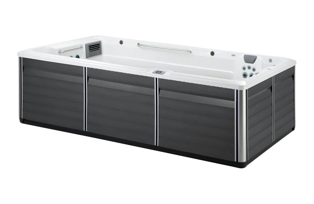 r500 swim spa front view